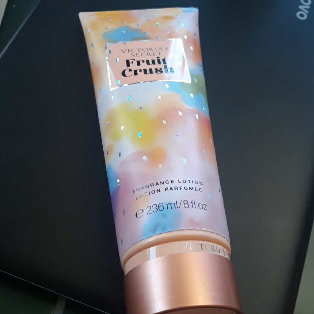 Cream fragrance lotion